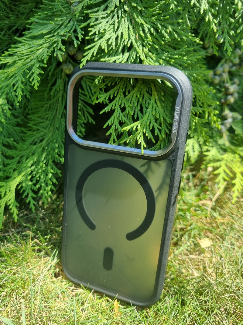 NEW MATTE SILKY PRO iPhone 15 Pro - fekete