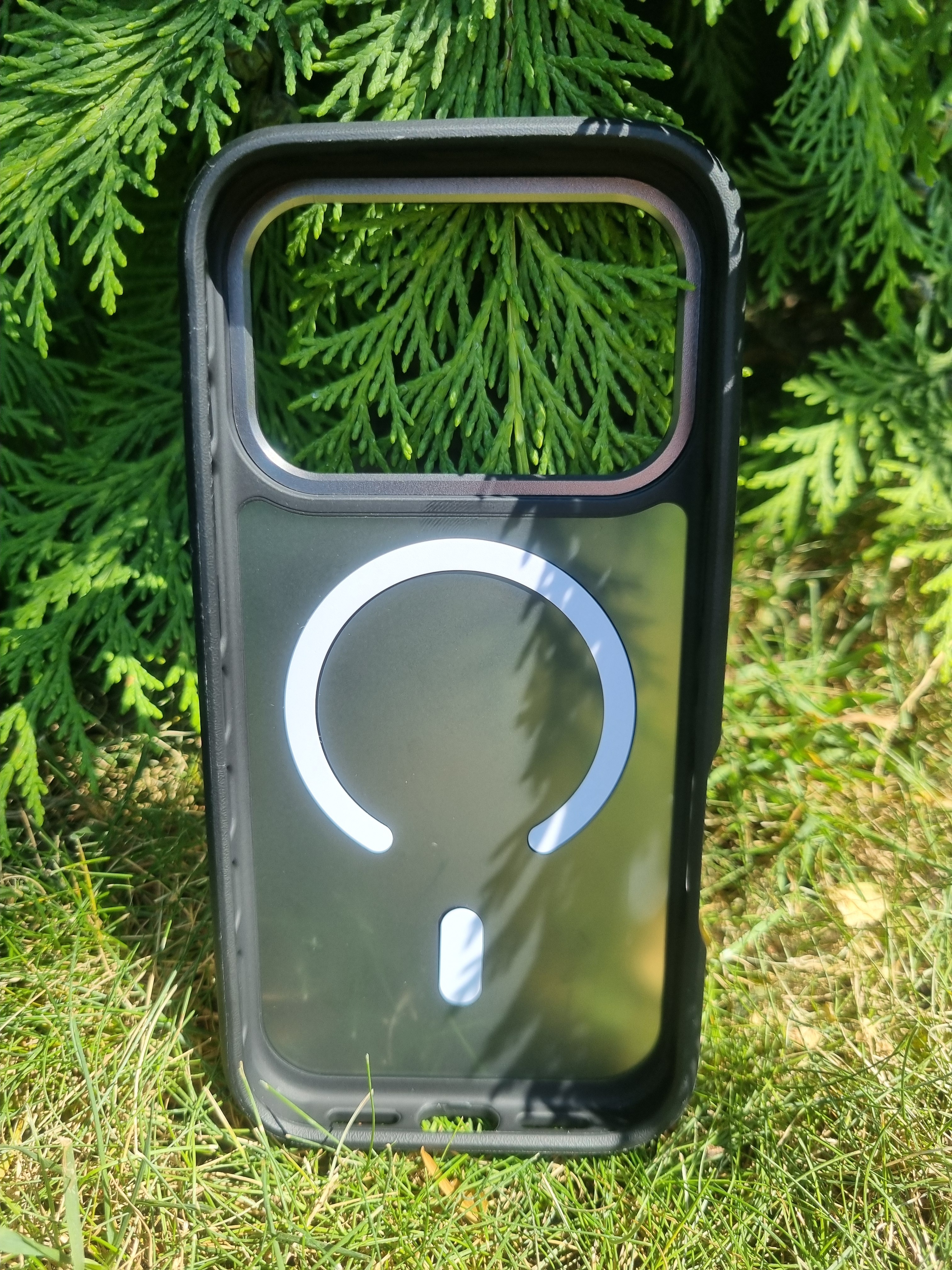 NEW MATTE SILKY PRO iPhone 17 - fekete